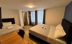 Apartahotel Retiro79